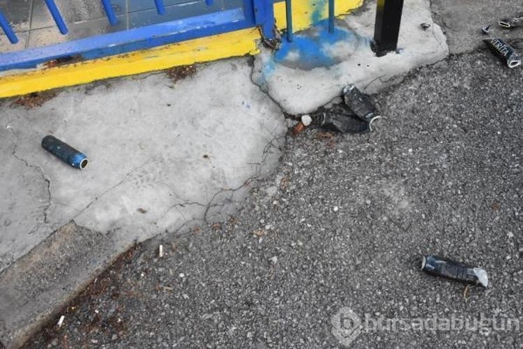 İzmir'de parfüm fabrikasında yangın: 1 ölü, 3 yaralı