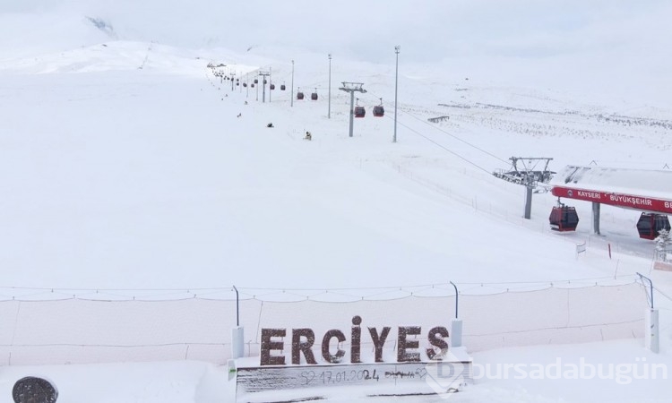 Erciyes'te kar kalınlığı 110 santimetreye ulaştı

