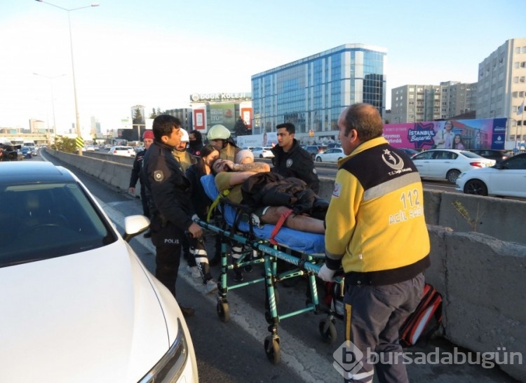 İstanbul'da alkollü sürücü direksiyon başında uyudu!