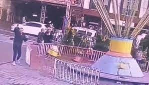 İstanbul'da kız kardeşinin sevgilisini lunaparkta gördü! Ateş açtı