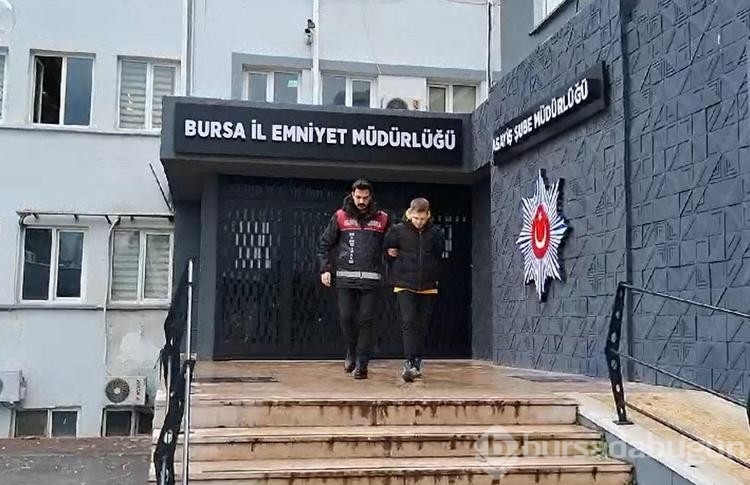 Çalıştığı fabrikadan yaklaşık 2 milyon liralık döviz çaldı
