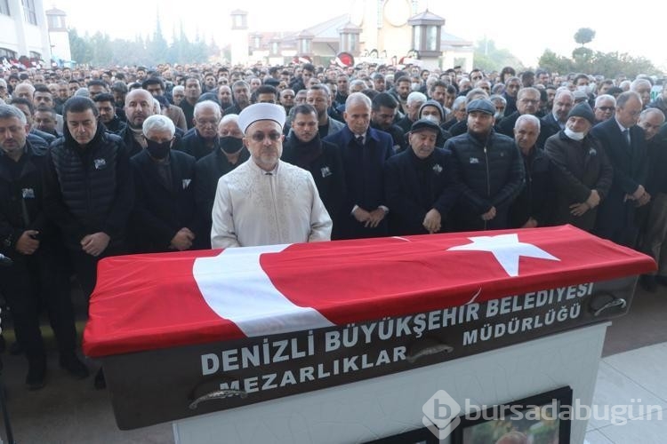 Samos Adası'nda cesedi bulunan iş insanı, toprağa verildi
