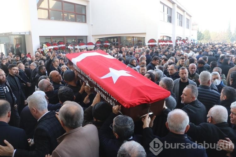 Samos Adası'nda cesedi bulunan iş insanı, toprağa verildi
