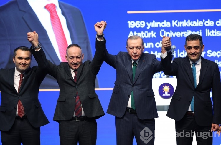 AK Parti'nin 17'si büyükşehir 48 ilin belediye başkan adayları tanıtıldı 