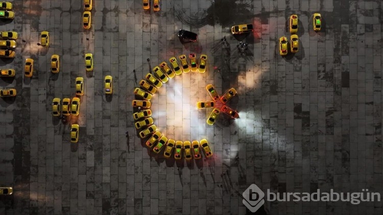 İstanbul'da taksiciler şehitler için toplandı