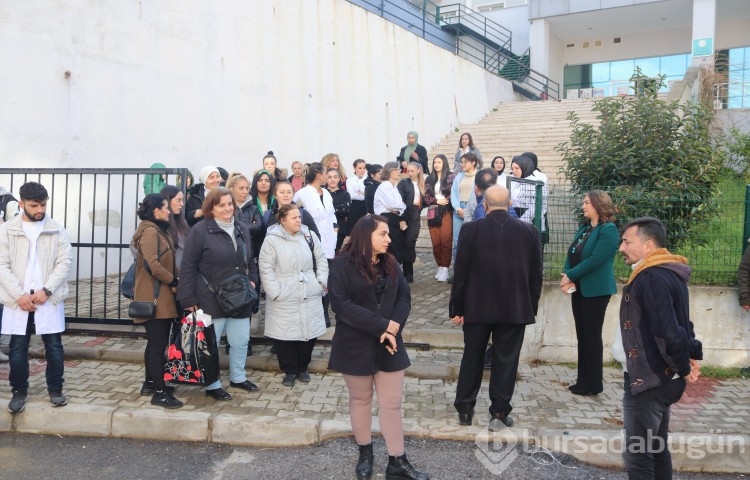 İzmir İl Milli Eğitim Müdürlüğünden Gazze'ye yardım tırı