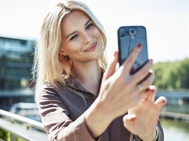 Nasıl fotojenik olunur? İşte kusursuz fotoğraflar için ipuçları...