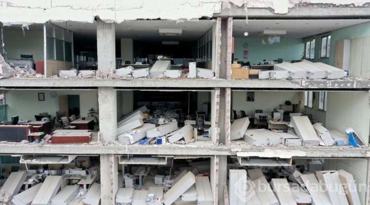 Fotoğraflarla asrın felaketi: 53 binden fazla canımız gitti