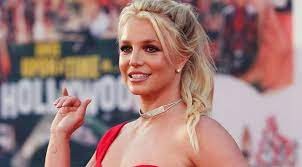 Britney Spears yatak pozuyla yine gündemde