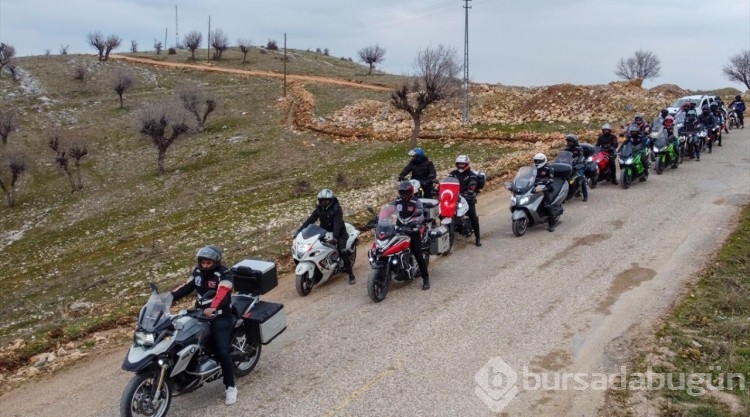 Motorcular bu kez depremzede köy çocukları için gaza bastı