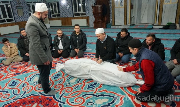 Gönüllü gassallık yaptı, memleketine dönüp kursunu açtı!