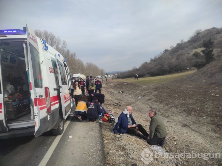 Ankara'da iki otomobil çarpıştı: 3 ölü, 3 yaralı
