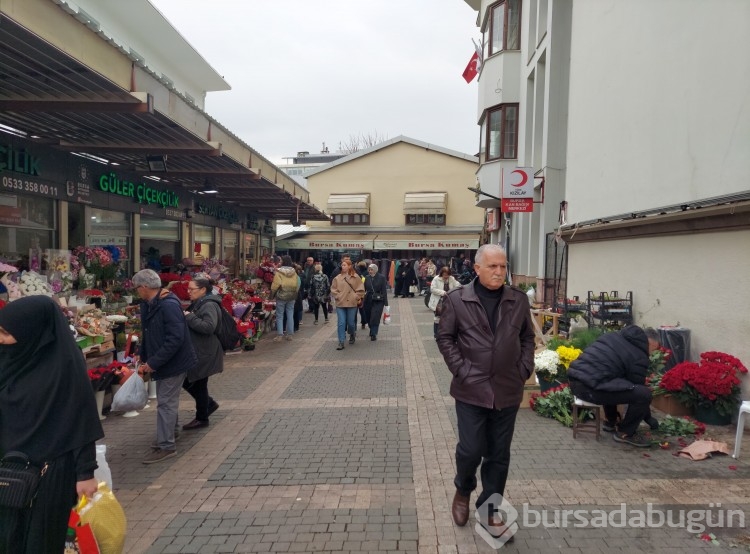 Çiçekçilerde 14 Şubat yoğunluğu başladı! Çiçek fiyatları ne durumda?