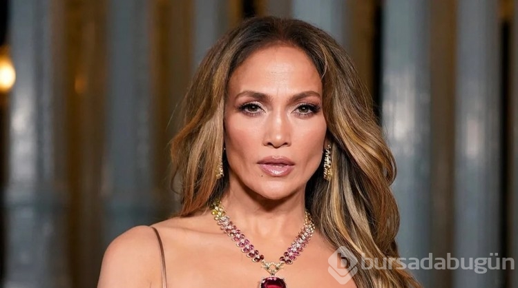 Jennifer Lopez dokuzuncu albümüyle beraber emekli mi oluyor? 