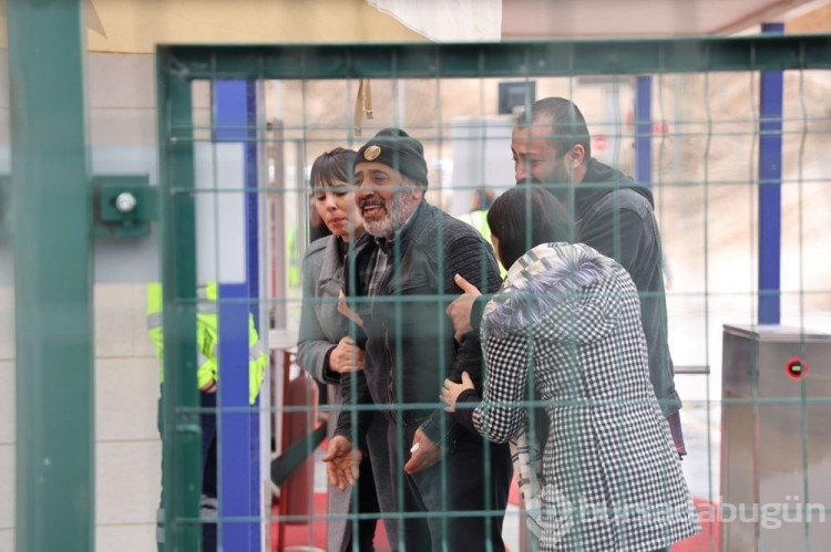 Erzincan'daki maden faciasında gözü yaşlı ailelerin bekleyişi sürüyor
