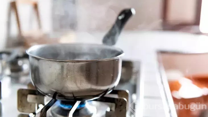 Evde yemek saklamak gıda zehirlenmelerini tetikliyor!