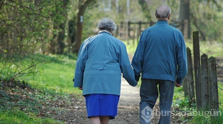 Alzheimer'ın 10 önemli işaretlerini profesörler açıkladı
