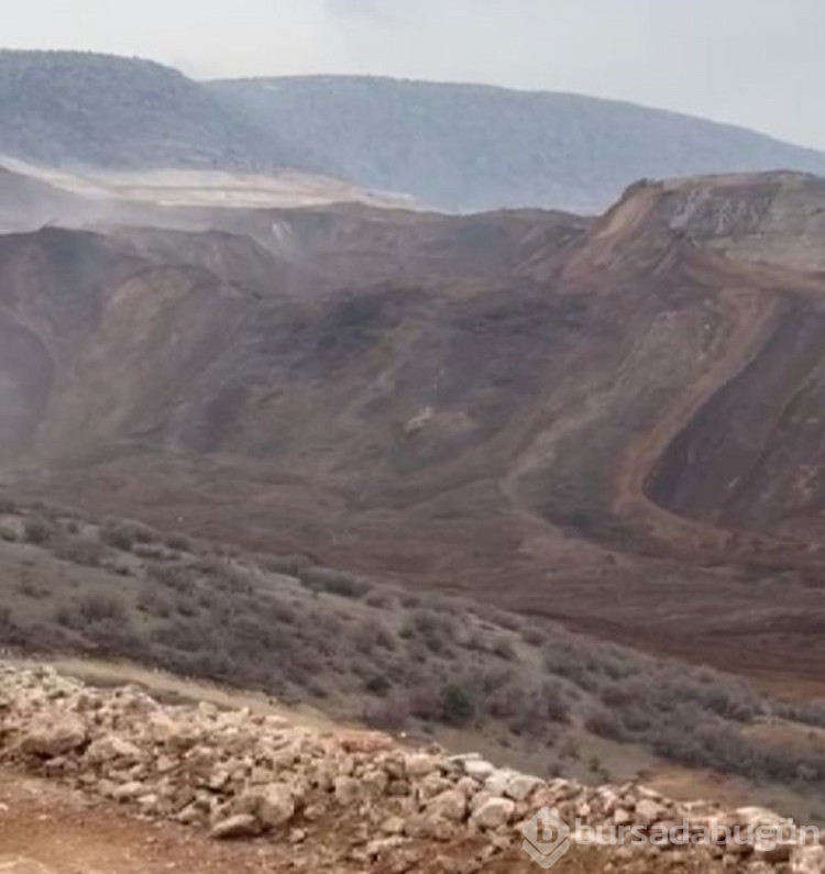 Enerji Bakanı: Heyelan alanında 400 bin kamyonluk toprak kütlesi var