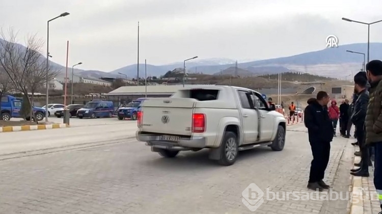 Enerji Bakanı: Heyelan alanında 400 bin kamyonluk toprak kütlesi var