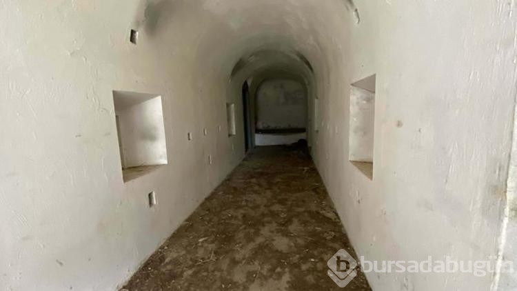 140 yıllık Orhaniye Tabyası kaderine terk edildi

