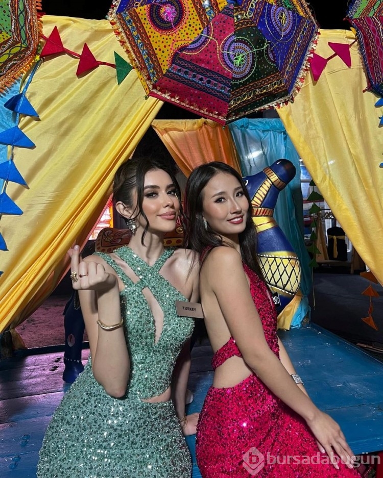 Miss Turkey 2022 birincisi Nursena Say Hindistan'da
