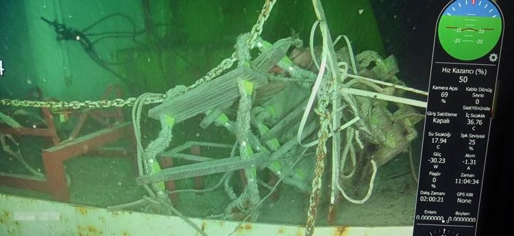 Marmara'da batan geminin kayıp 4 mürettebatı 8'inci gününde aranıyor