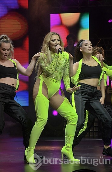 Hadise'nin unutulmaz sahne kostümleri