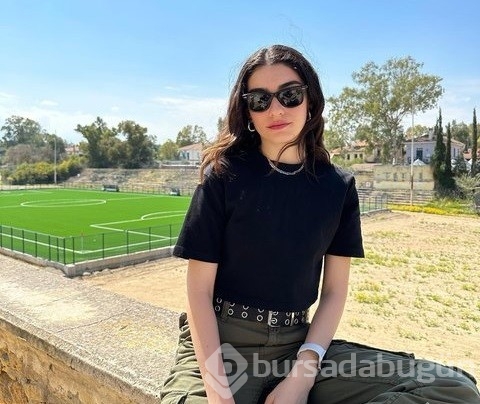 Hazar Ergüçlü Instagram'da neler paylaşıyor?