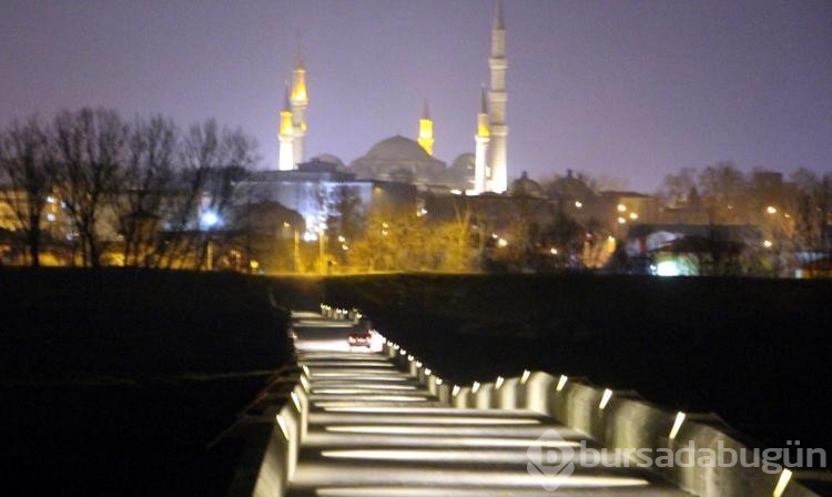 Edirne'de tarihi 2 köprü güneş enerjisi ile aydınlatılmaya başlandı

