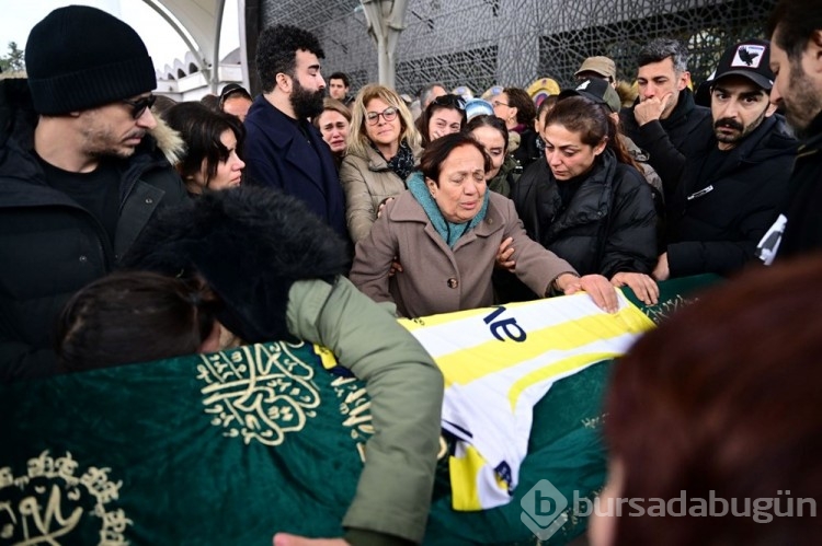 Oyuncu Efe Deprem son yolculuğuna uğurlandı
