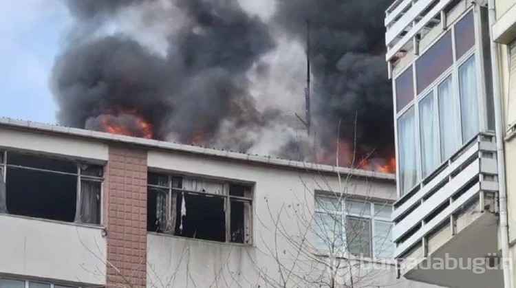 İstanbul'da 5 katlı binada yangın paniği
