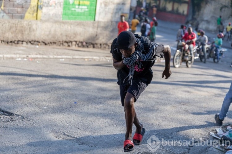 Haiti'de şiddet durulmuyor