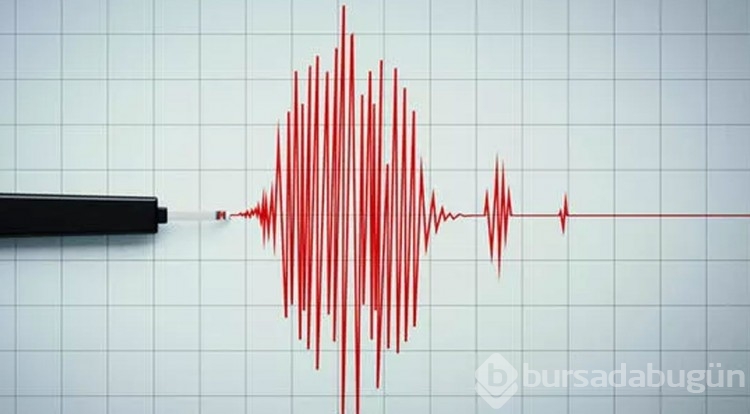 AFAD duyurdu! 3 ilde gece yarısı peş peşe deprem!
