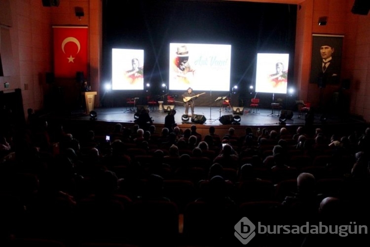 Vefatından 51 yıl sonra robotu konser verdi