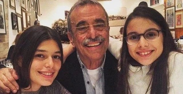 Süt Kardeşler'in 'Afife'si Jale Altuğ meğer usta oyuncuyla evliymiş