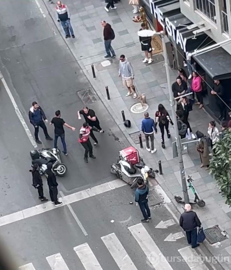 Nişantaşı'nda trafikte tekme tokat kavga
