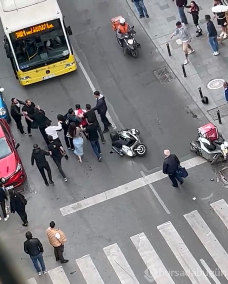 Nişantaşı'nda trafikte tekme tokat kavga
