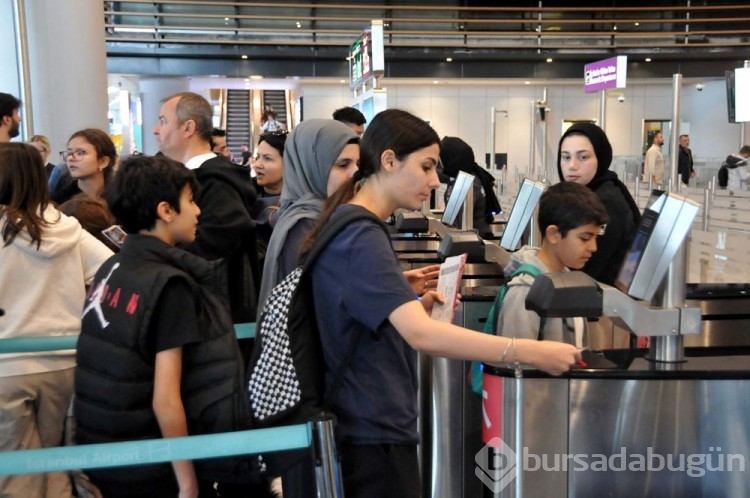 İstanbul Havalimanı'nda bayram tatili yoğunluğu
