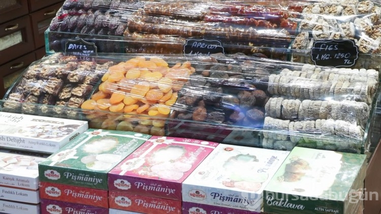 Ramazan Bayramı öncesi Mısır Çarşısı'nda fahiş fiyat denetimi
