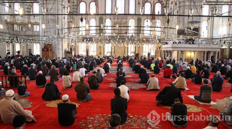 Bayram namazı saat kaçta kılınacak? İşte il il bayram namazı saatleri... 