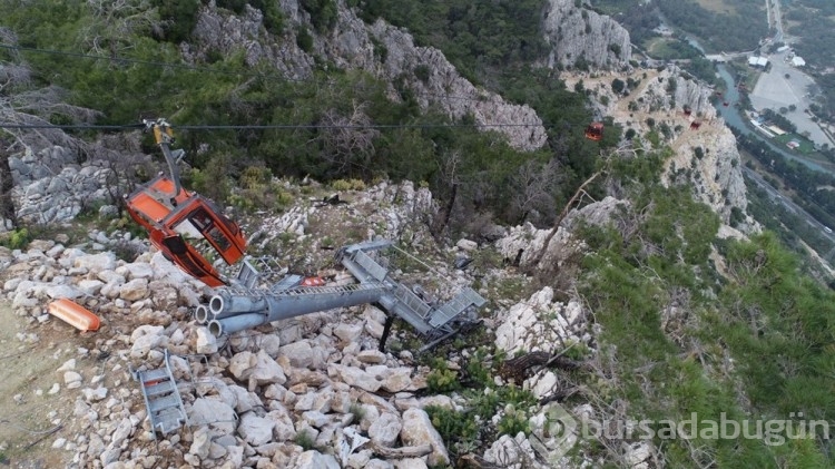 Antalya'daki teleferik kazasının enkazı havadan görüntülendi
