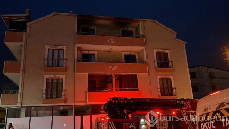Kocaeli'nde iki araç kurşunlandı
