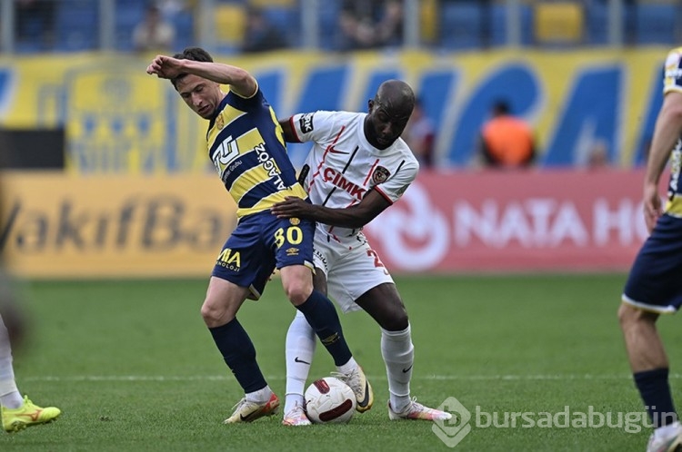 Emre Belözoğlu Beşiktaş maçında yok
