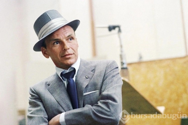 Leonardo DiCaprio Frank Sinatra'ya hayat verecek
