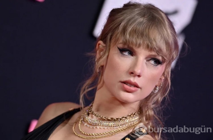 Taylor Swift'in yeni albümü hayranlarını ikiye böldü!