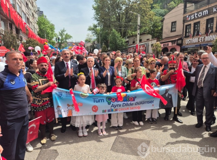 Bursa'da renkli 23 Nisan kutlamaları 