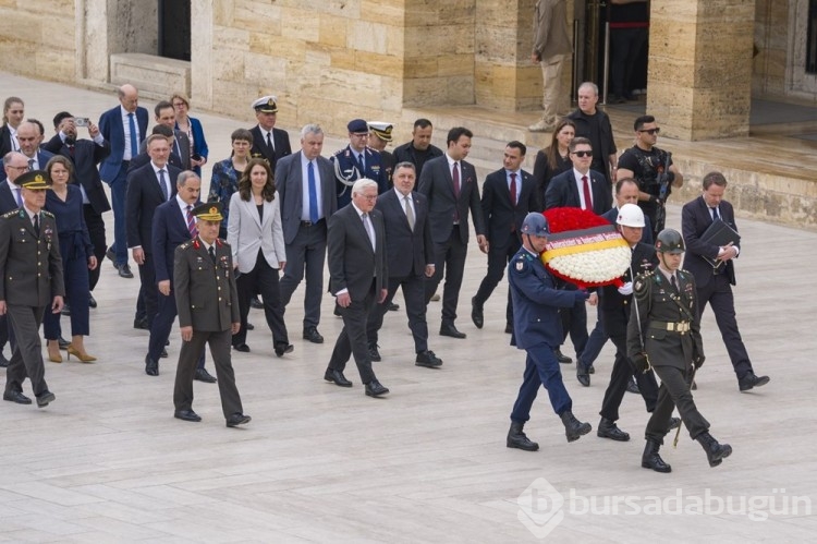 Almanya Cumhurbaşkanı Steinmeier'den Anıtkabir'e ziyaret
