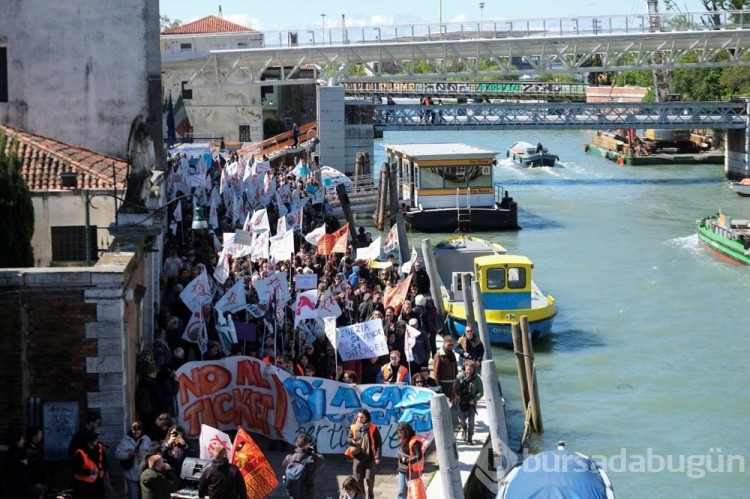 Venedik'te "5 euro" protestosu

