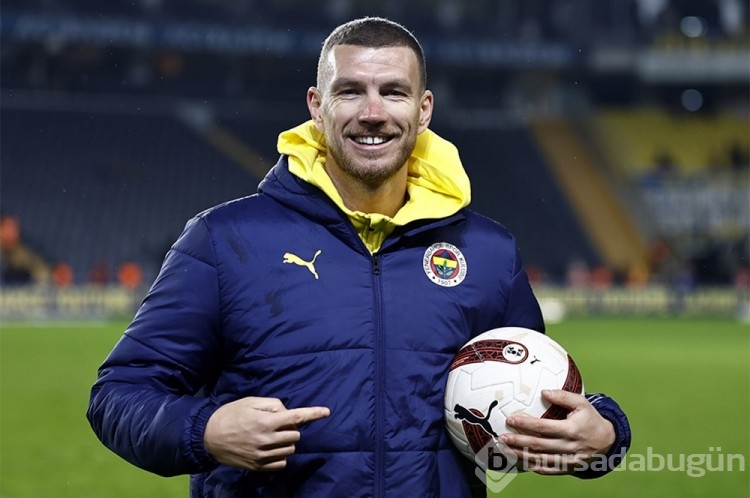 İsmail Kartal'ın takım toplantısında Edin Dzeko'dan flaş sözler
