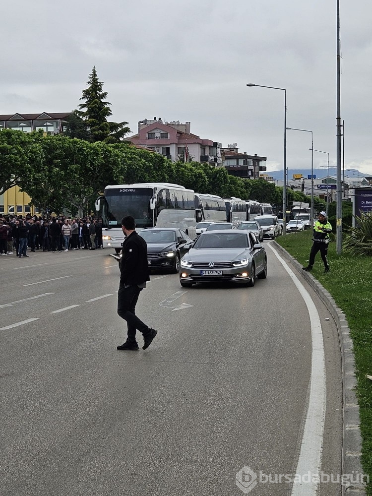 İşçiler 1 Mayıs için Bursa'da toplandı
